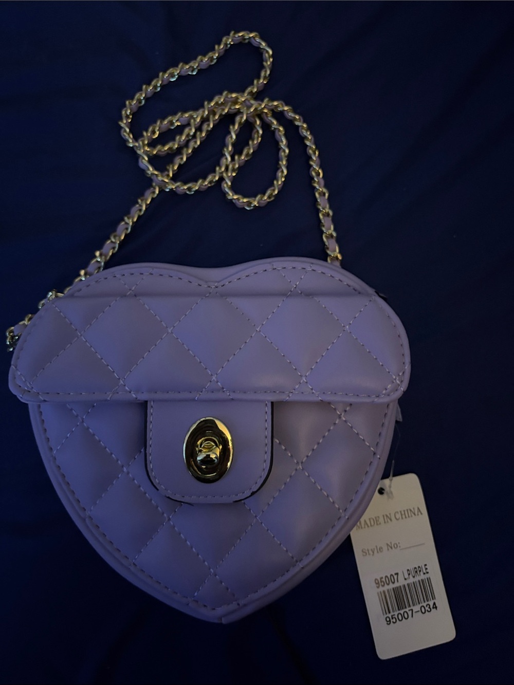 FASHION - Quilted Heart Crossbody Bag in Purple - Gold Chain